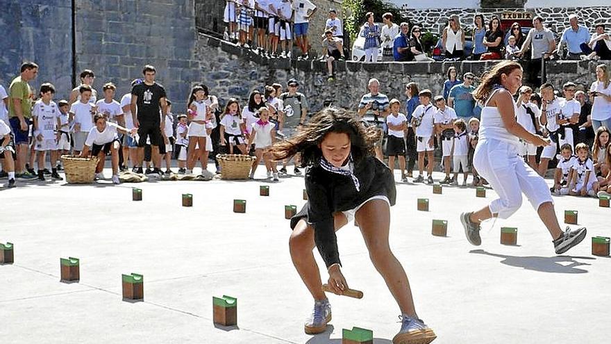 Por la mañana se pudo disfrutar de juegos de Iparralde.