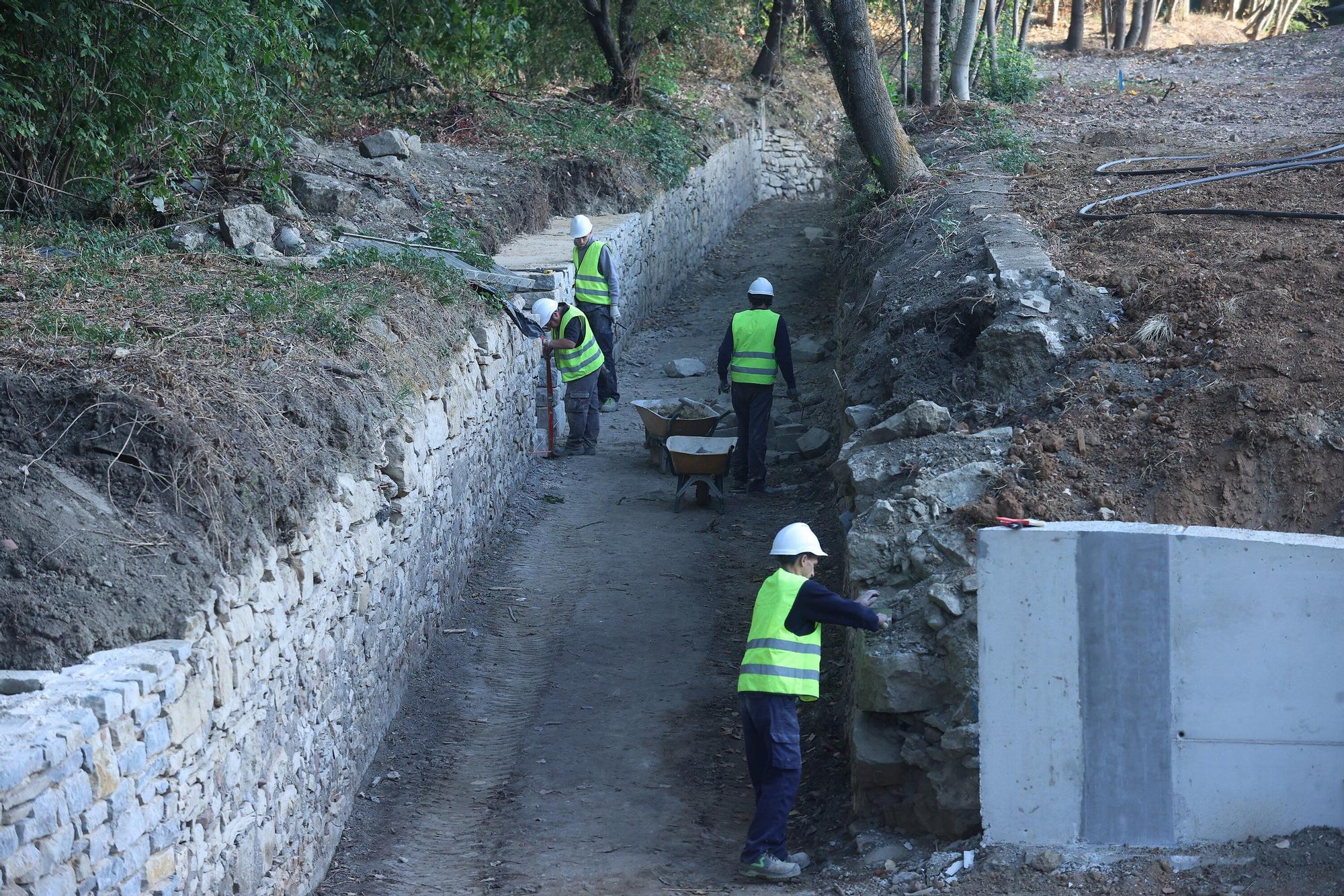 La reserva fluvial del molino de Ilundáin toma forma con la limpieza del canal y los movimientos de tierra