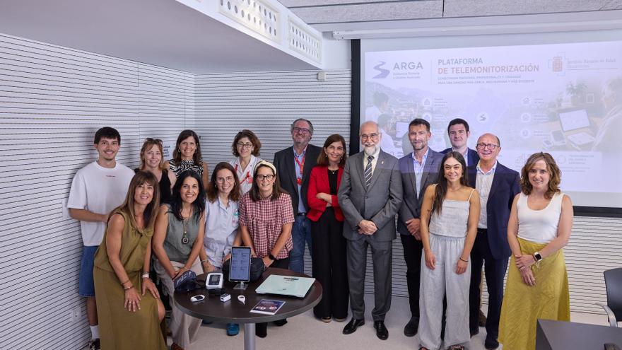 "Llevamos los cuidados del hospital a casa": así funciona la pionera plataforma de telemedicina implantada en Navarra