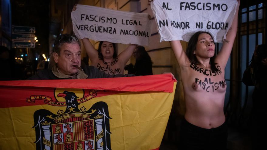 Detenido el hombre que agredió sexualmente a dos activistas en un acto por el aniversario de la muerte de Franco