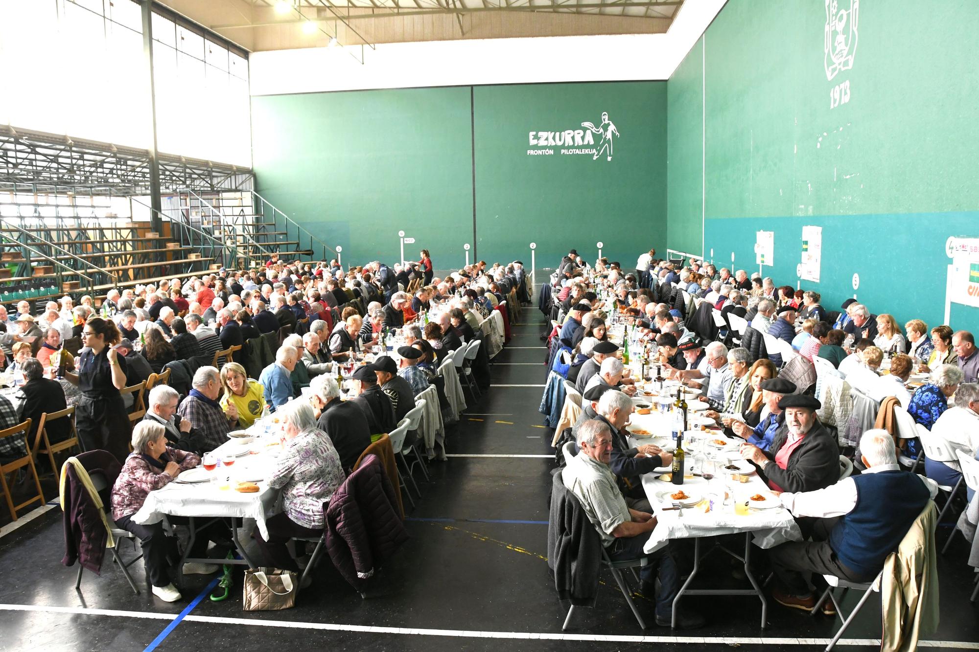 Doneztebe acoge la fiesta de Euskal Arzainak Ameriketan