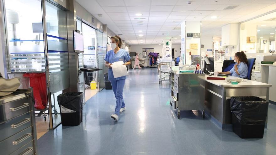 Euskadi reduce a 11 los fallecidos por covid en una semana y los hospitalizados bajan a 165