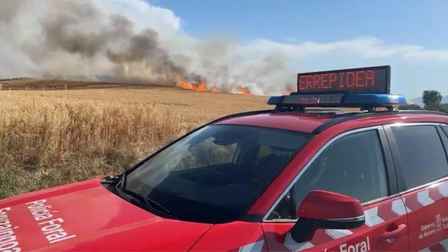 Imágenes del incendio en la Cendea de Olza