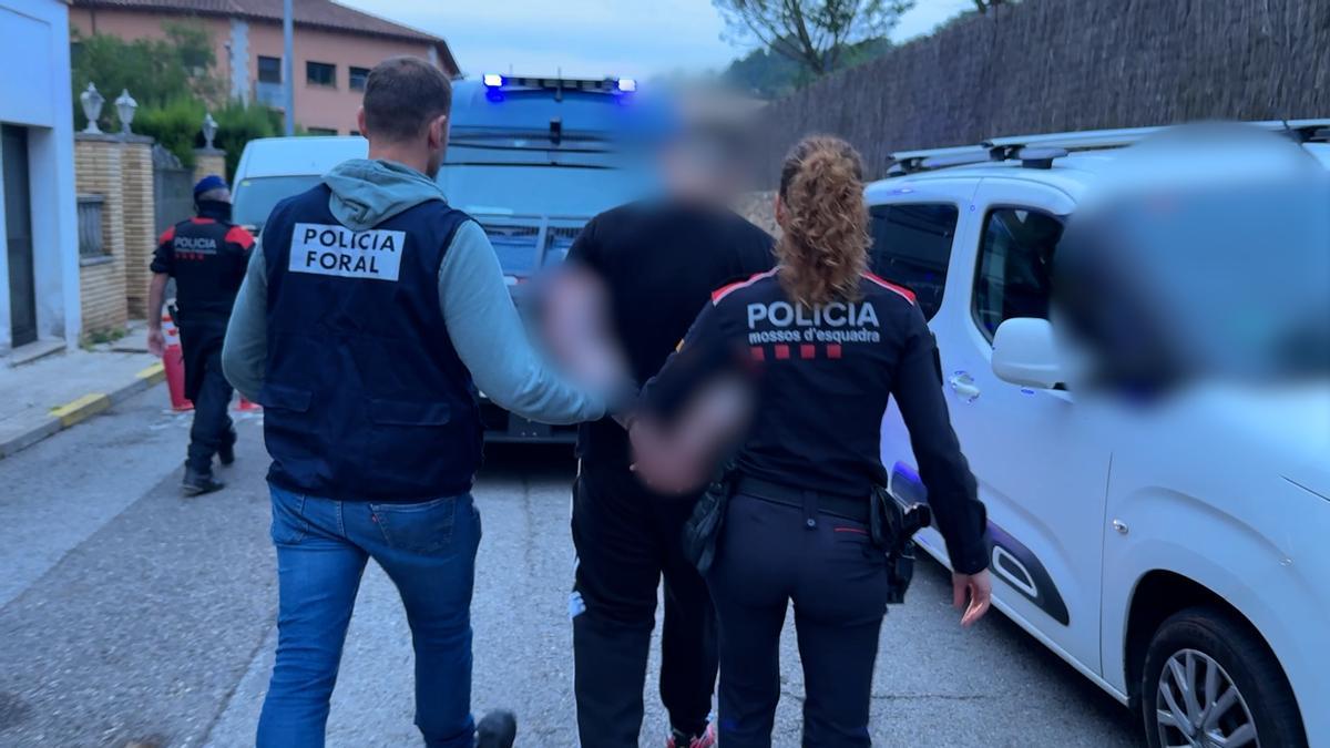 La Policía Foral y los Mossos desarticulan una banda que asaltaba camiones que llevaban droga