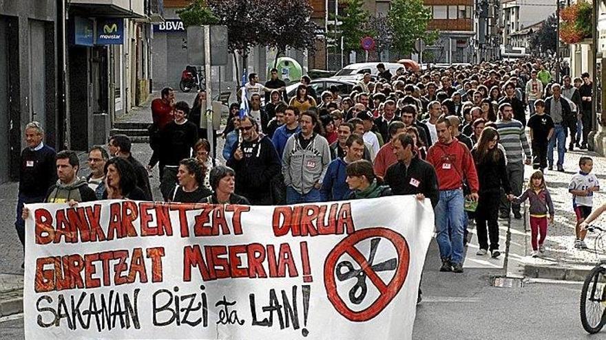 Momento de la manifestación que recorrió ayer por la tarde las calles de Alsasua.