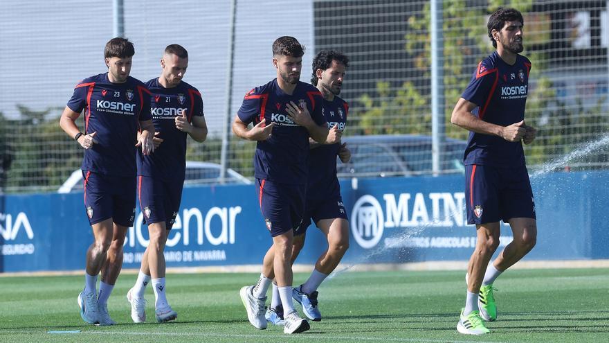 Entrenamiento de Osasuna en Tajonar tras la derrota ante el Alavés en Vitoria