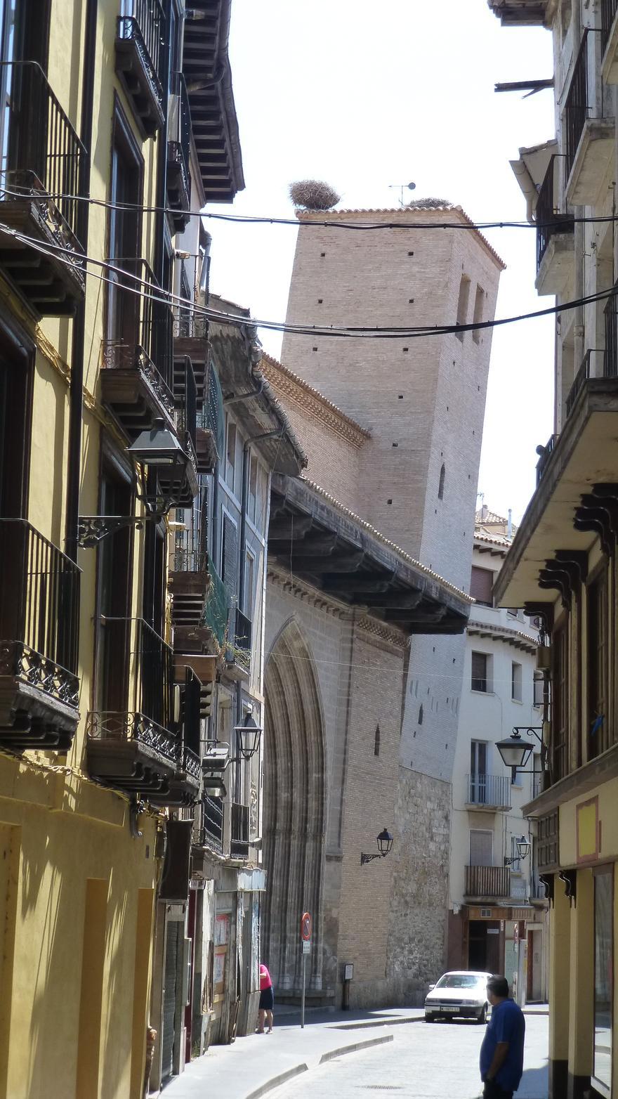 La torre de la iglesia de San Pedro de  los Francos en Calatayud.