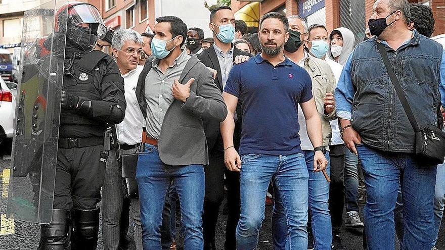 Los antifascistas dan a Vox el altavoz de la campaña