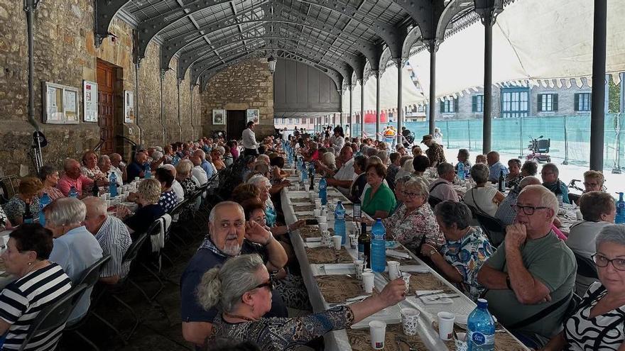 San Rokezar de Laudio muestra su rechazo a ubicar el comedor social de mayores en su sede
