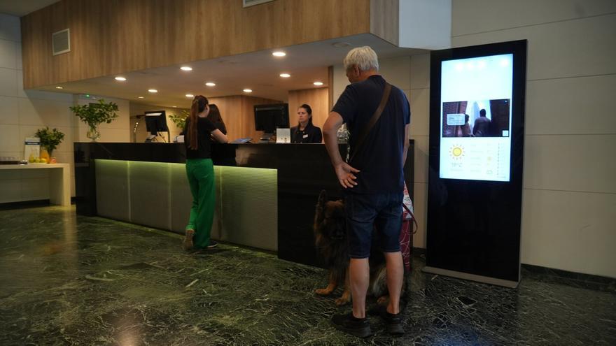 Una persona atendida por inhalar humo en un incendio en la cocina de un hotel de Vitoria-Gasteiz