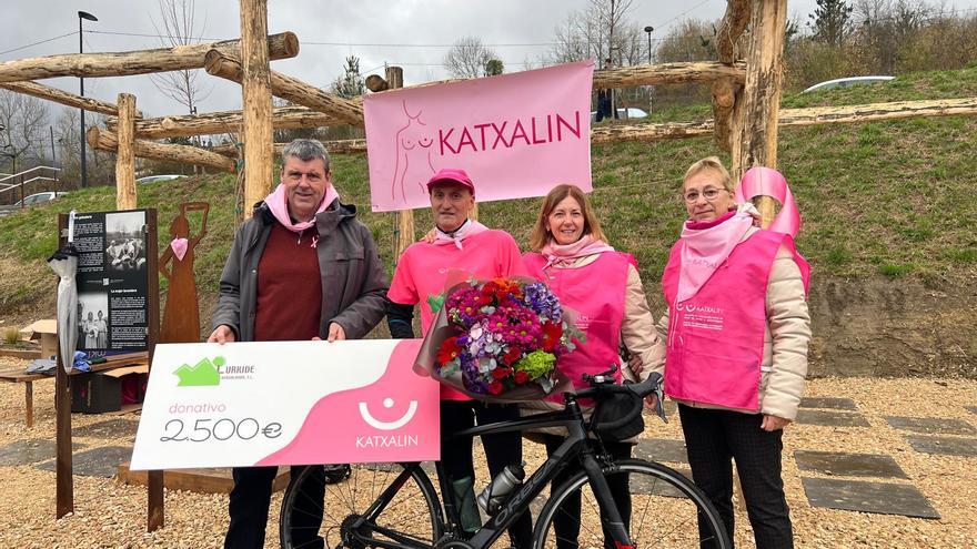 777 veces a la ermita de La Antigua, por las mujeres afectadas por el cáncer de mama