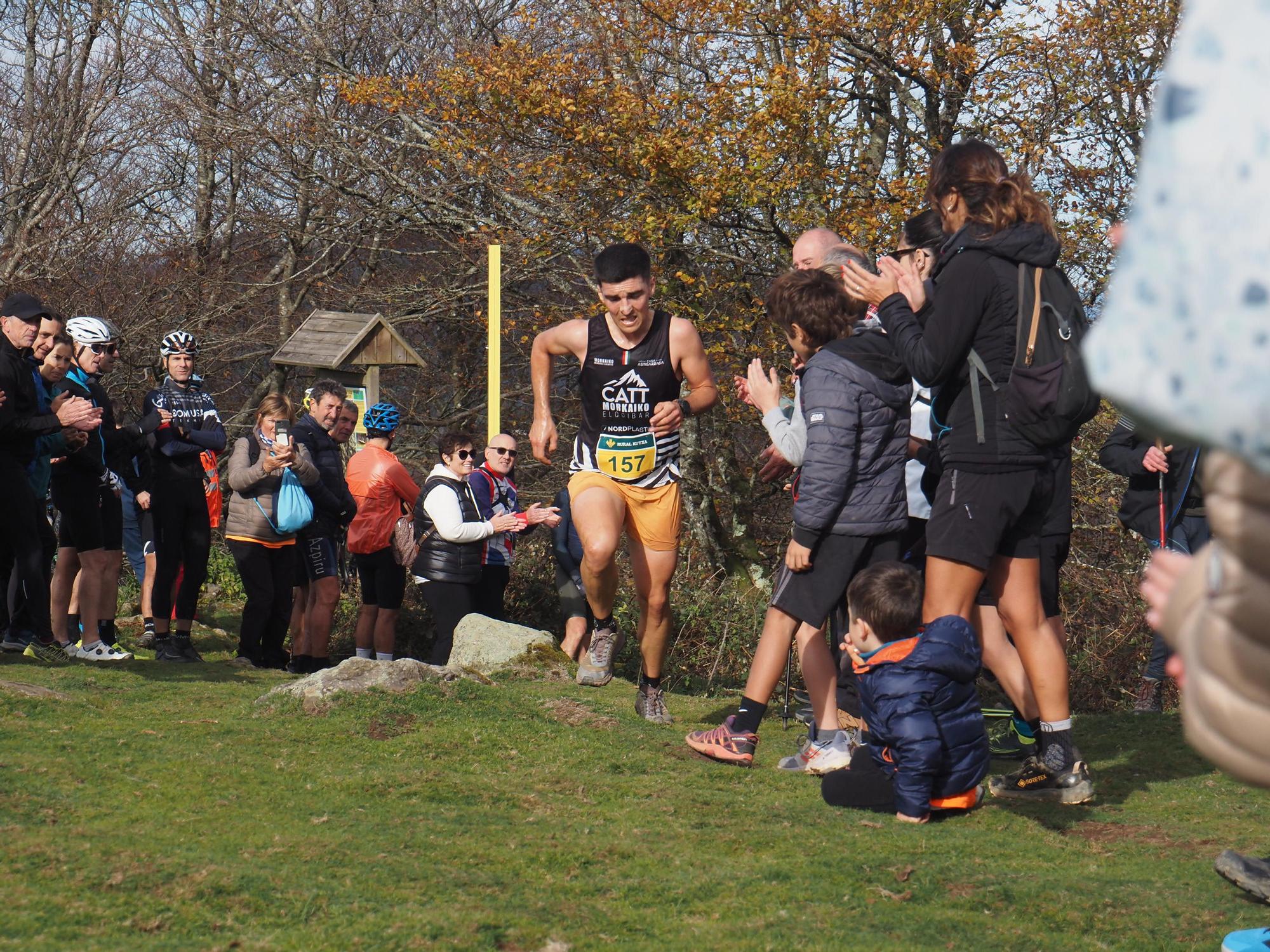 La llegada de los corredores a Karakate, en imágenes