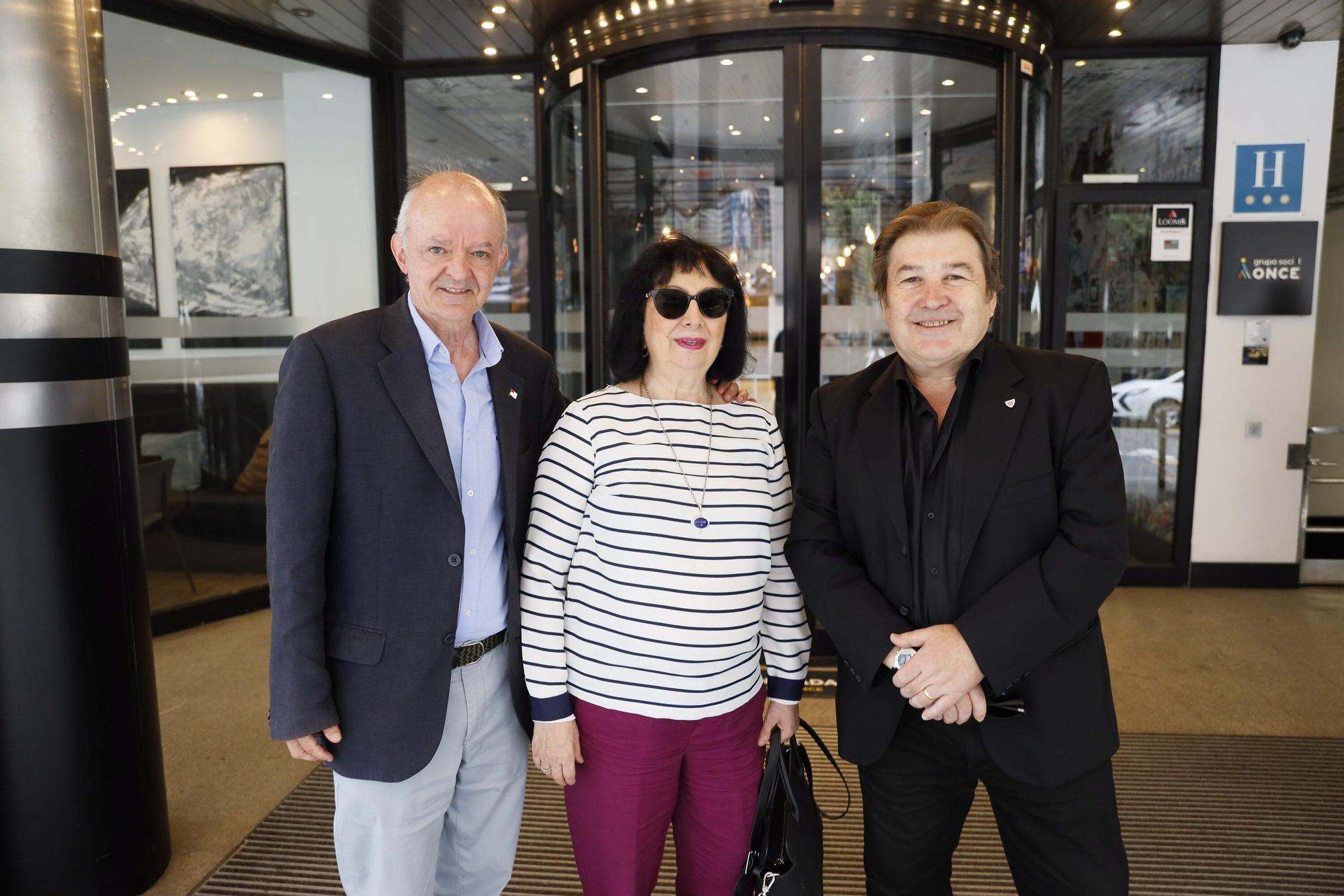 José Mari Amantes, Mariajo Villanueva y el cantautor Iñaki Basabe acudieron al homenaje al circo.