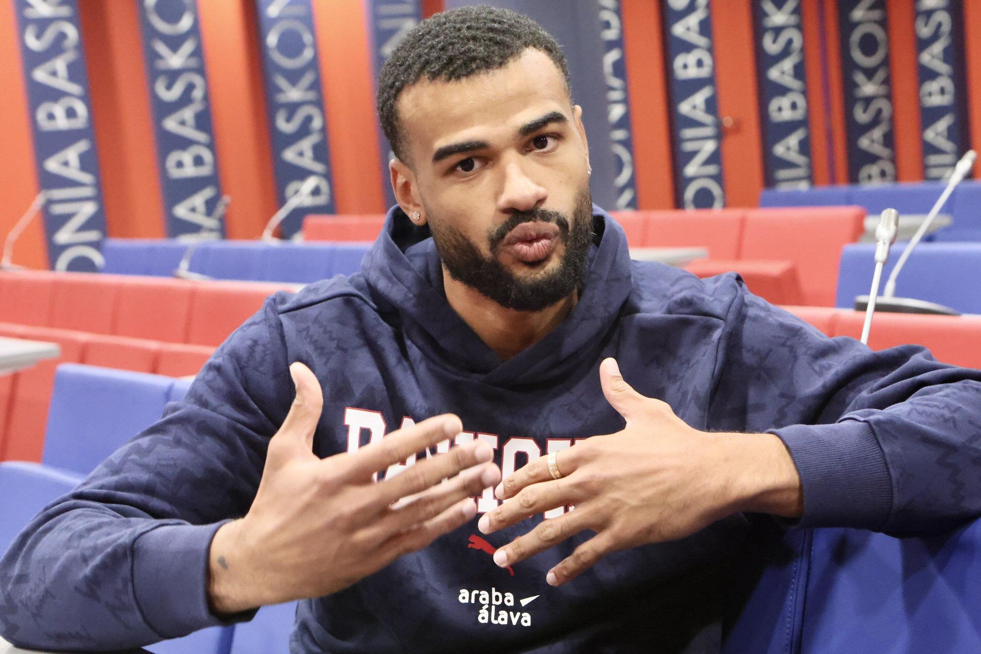 Timothé Luwawu-Cabarrot posa durante la entrevista para DNA