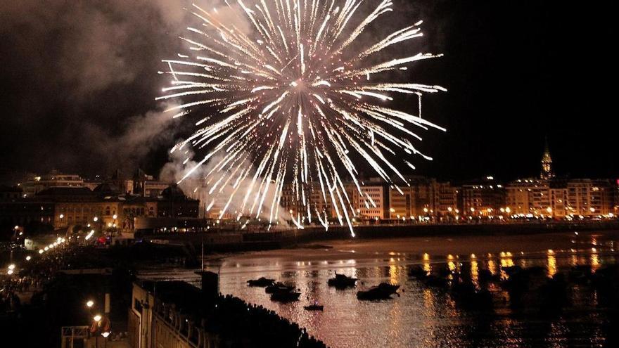 La pirotecnia italiana Lieto abre el Concurso de Fuegos contra la historia