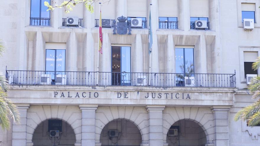 Condenan a un hombre a cinco años de prisión por intentar matar a su vecino dos veces en menos de un mes