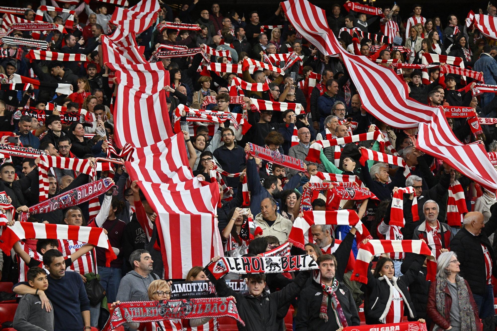 En imágenes: búscate en nuestra galería de la grada del Athletic-Getafe