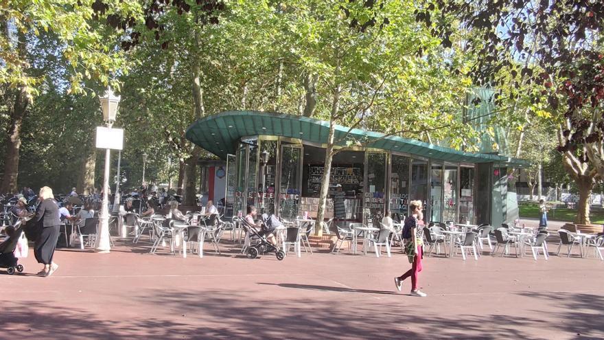 Cierra el kiosco del parque Doña Casilda de Bilbao por daños estructurales