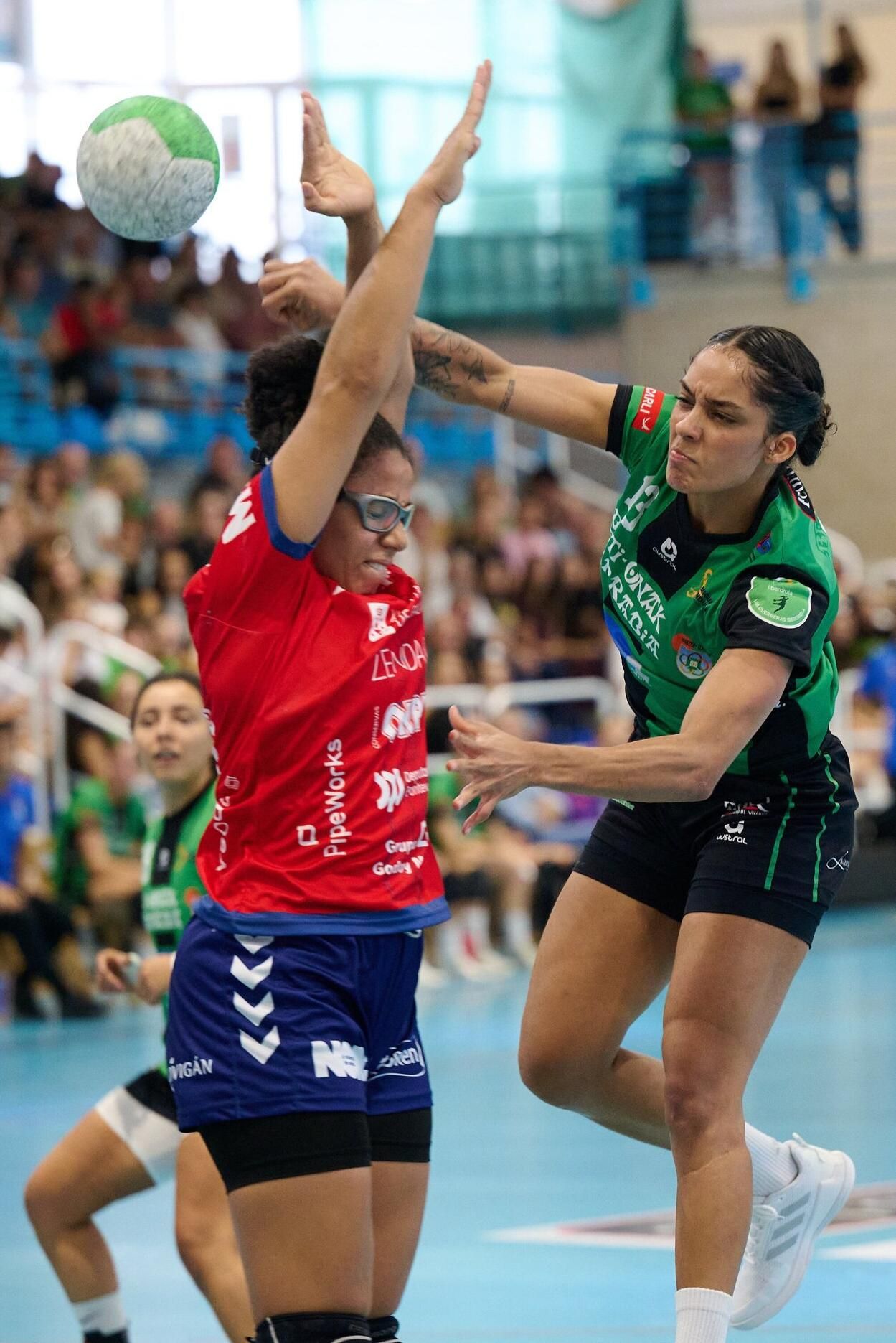 Brasil Pereira, ya recuperada, junto a Carmen Prelchi.
