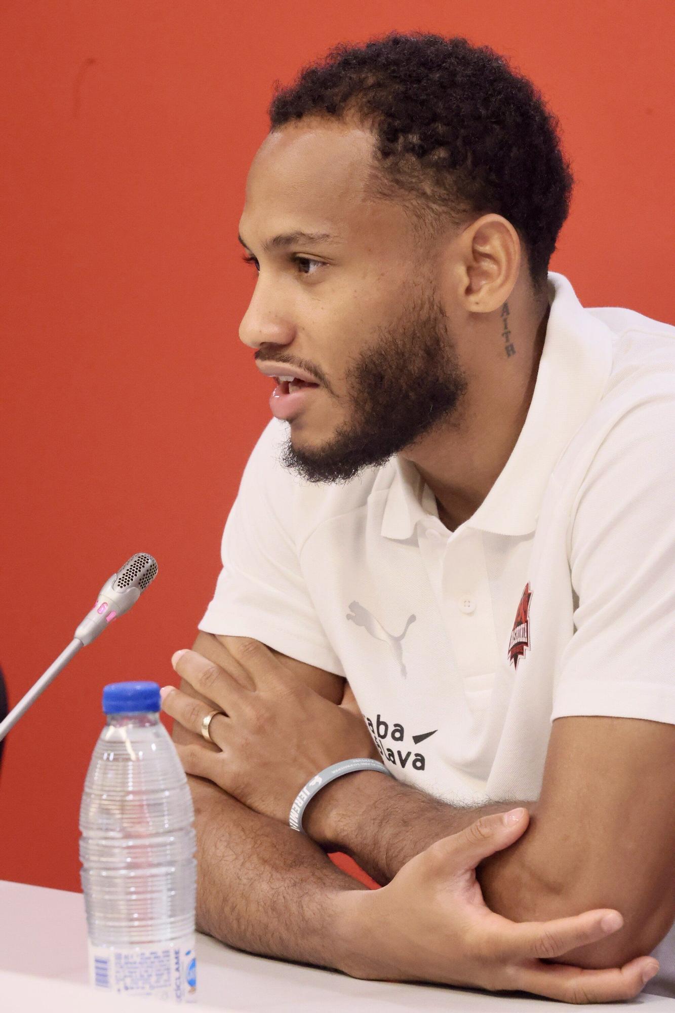 En imágenes: Presentación de Markquis Nowell como nuevo jugador del Baskonia
