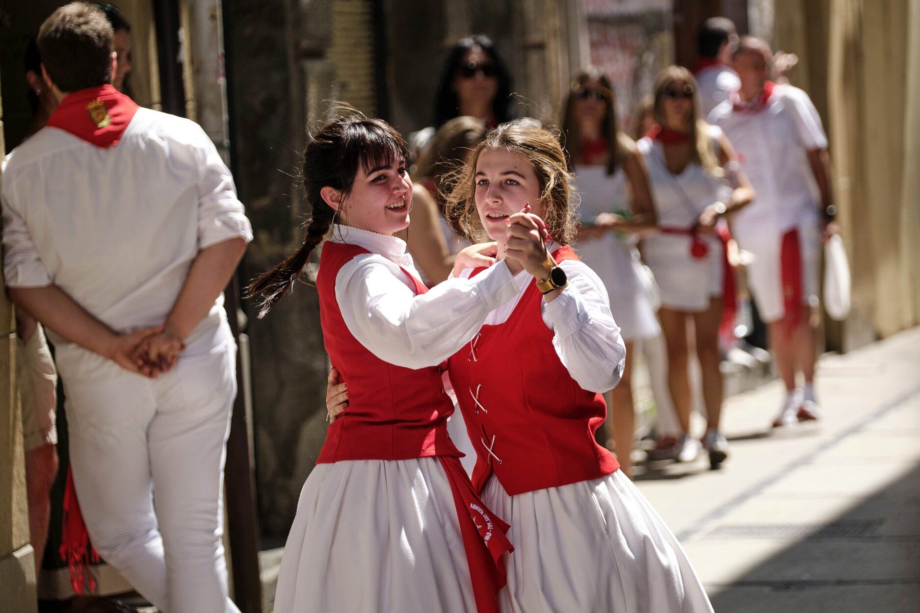 Fotos de la procesión y la pañuelada de este domingo en fiestas de Estella-Lizarra