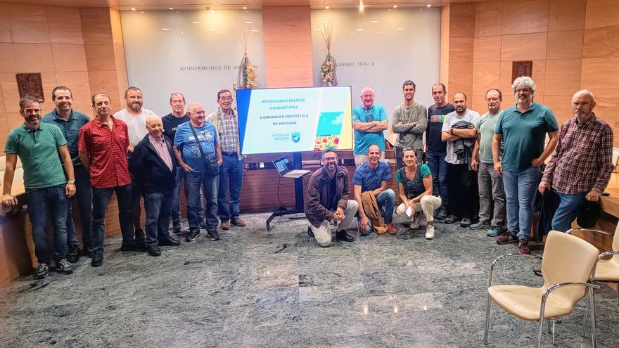 Ansoáin da el primer paso para crear su Comunidad Energética
