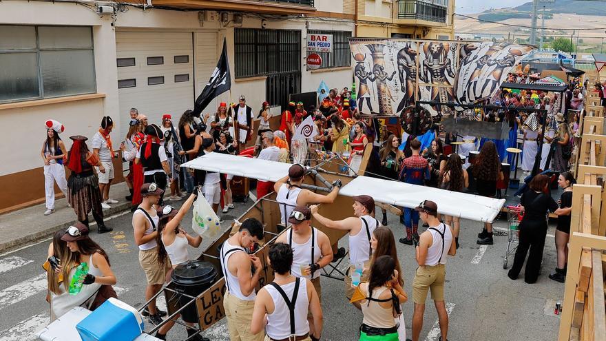 Fotos del desfile de carrozas de fiestas de Noáin 2026