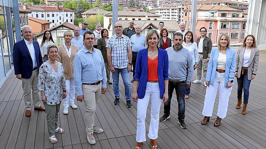 María Ubarretxena, candidata del PNV en Arrasate: “Me acompaña un equipo fuerte, con experiencia y plural”