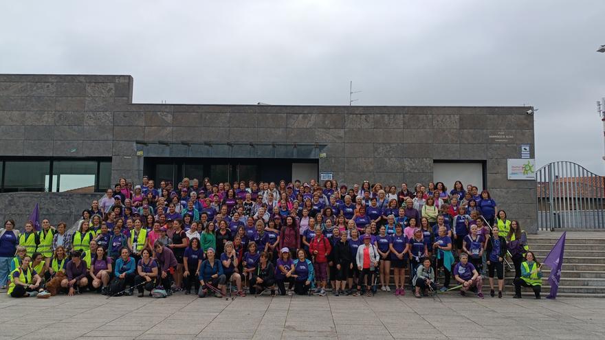 El monte Serantes se tiñe de morado