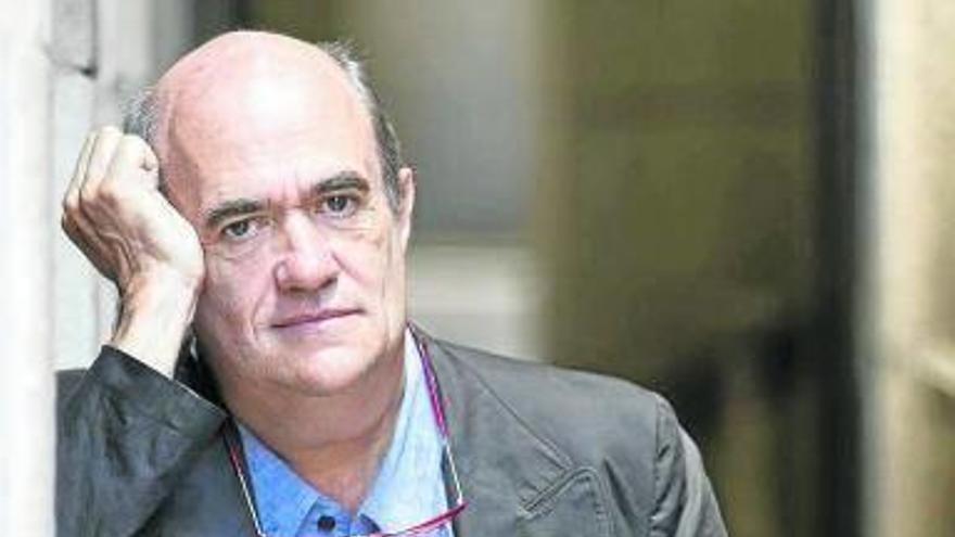 Colm Tóibín despoja del mito a la Virgen María