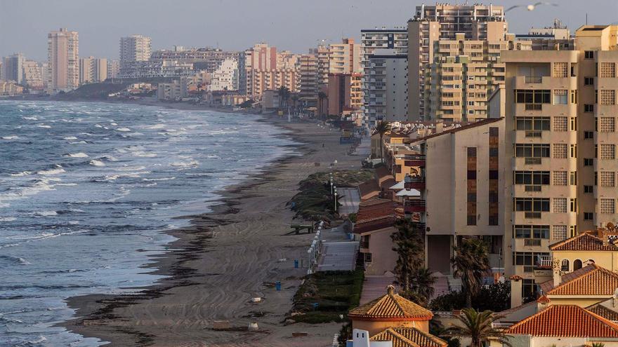 Más de 100 personas afectadas por una intoxicación alimentaria en un hotel de La Manga del Mar Menor