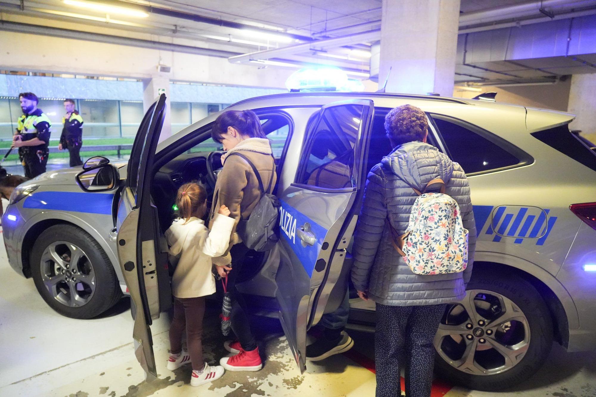 En imágenes: La Policía Municipal muestra sus entrañas con motivo del 181 aniversario