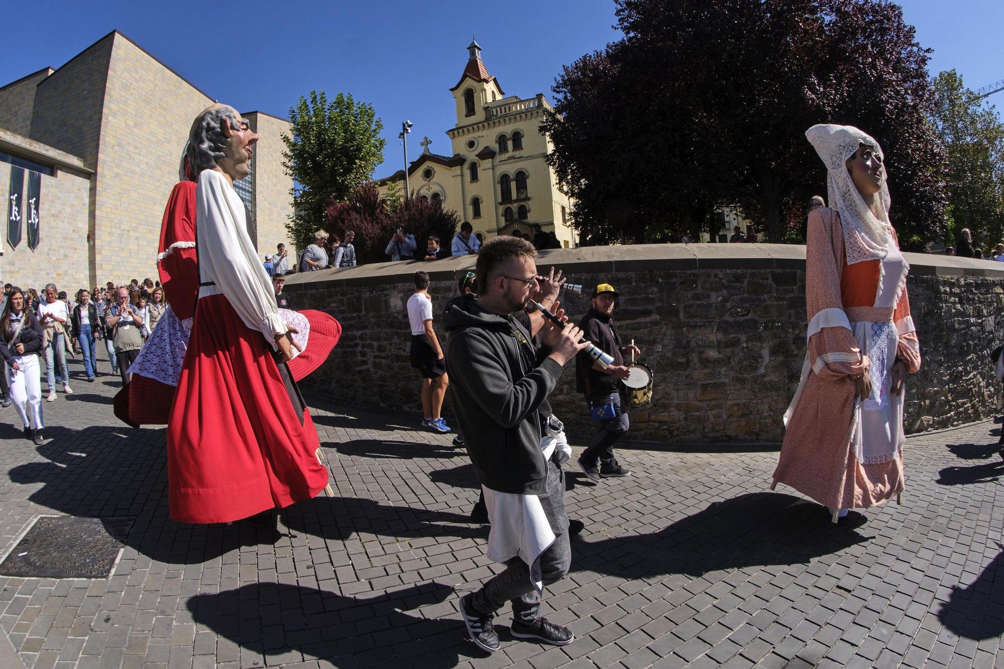Fotos del chupinazo de San Fermín Txikito 2025
