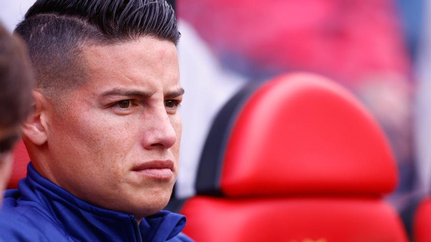 James Rodríguez, foco de las críticas en Colombia tras ignorar a la hija de Petro: "Tan machito con una niña"