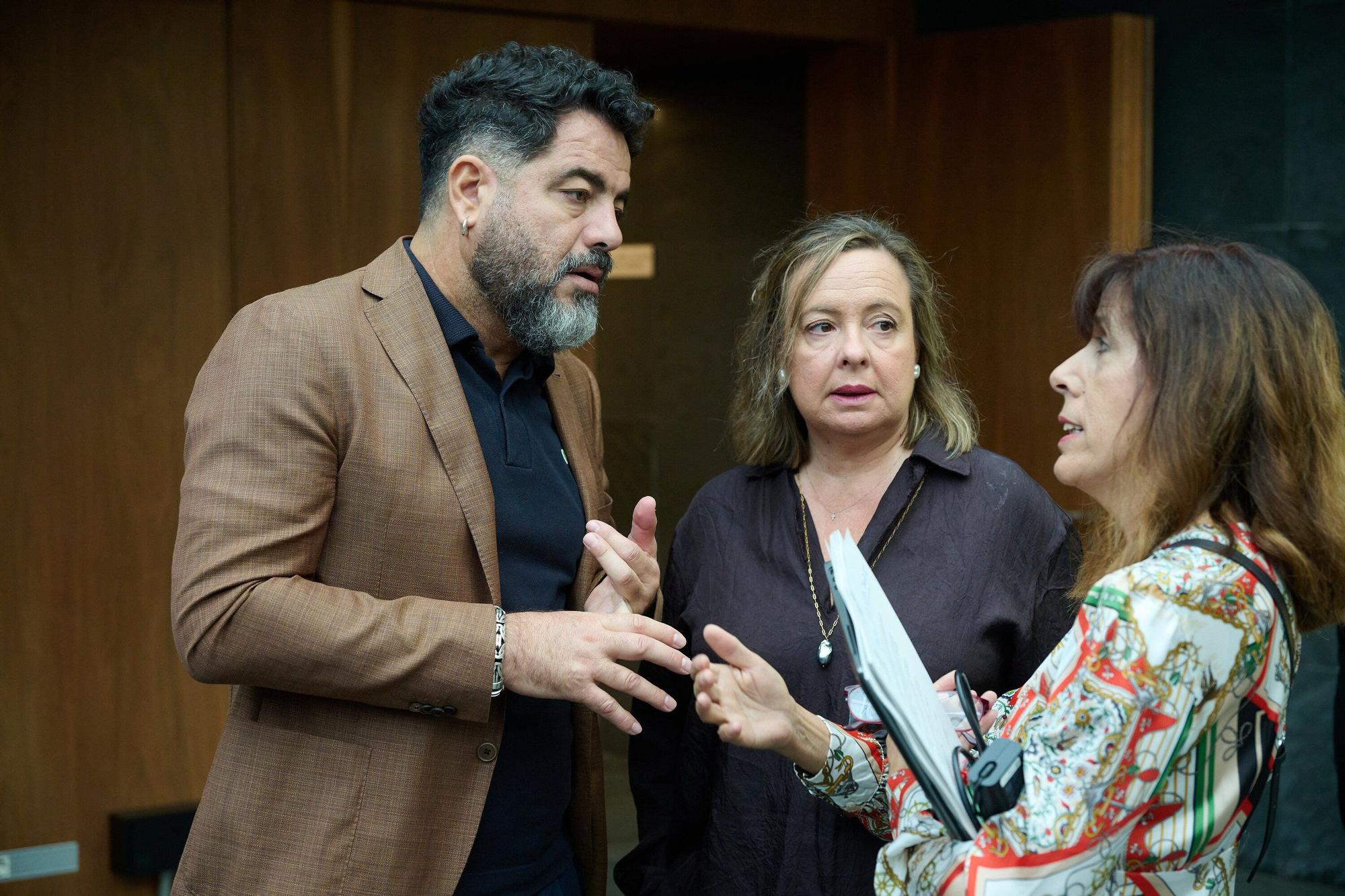 Fotos del pleno del Parlamento de Navarra este jueves, 18 de septiembre