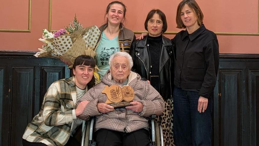 Póker de centenarias en Azpeitia