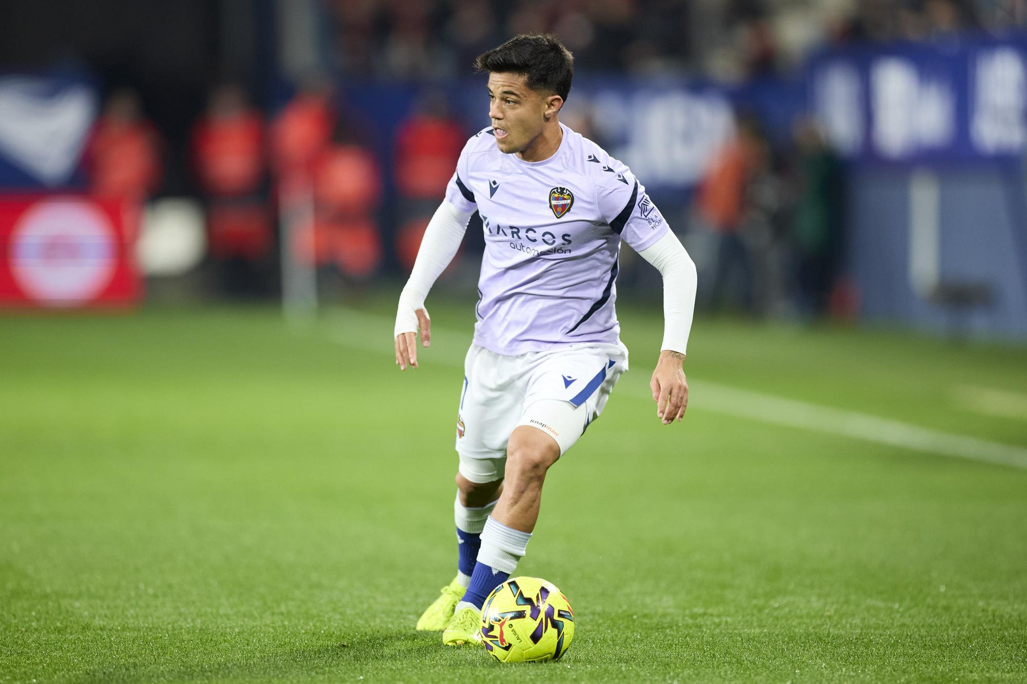 Fotos del partido Osasuna-Levante