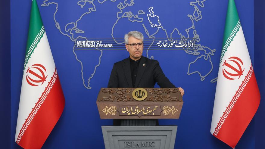 Irán denuncia un "crimen de guerra" de Estados Unidos con armas experimentales en el ataque a un polideportivo en febrero