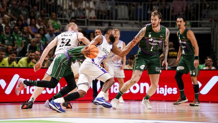 Destellos de dos debutantes en el Surne Bilbao Basket