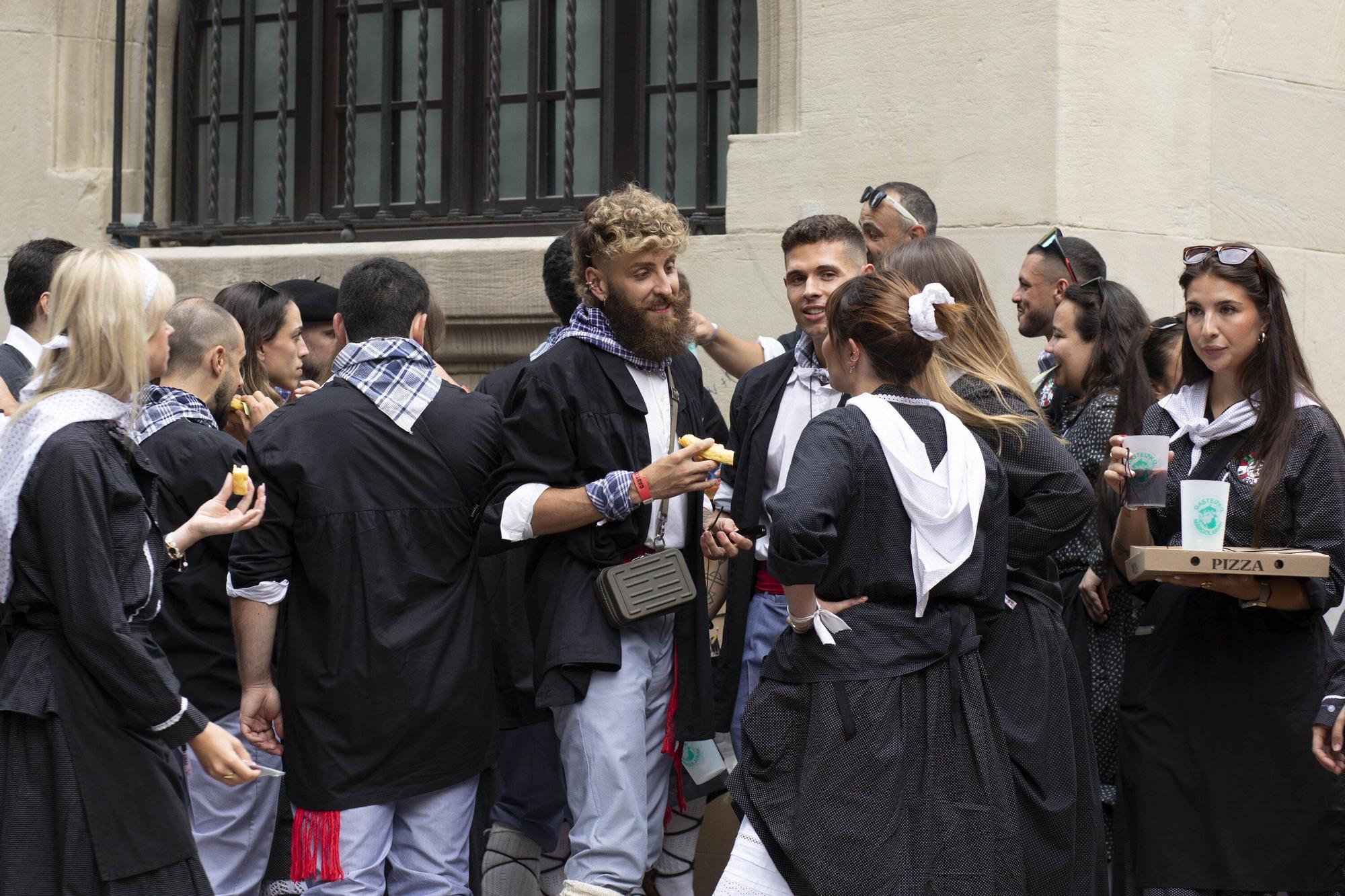 En imágenes: Ambiente en Vitoria el día de la Virgen Blanca
