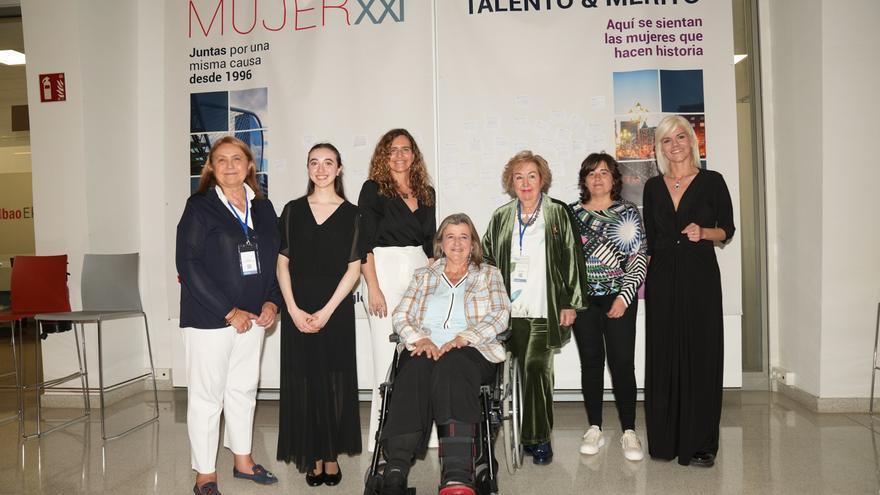 En imágenes: Mujer Siglo XXI  organiza en Bilbao un encuentro intergeneracional de mujeres empresarias y profesionales
