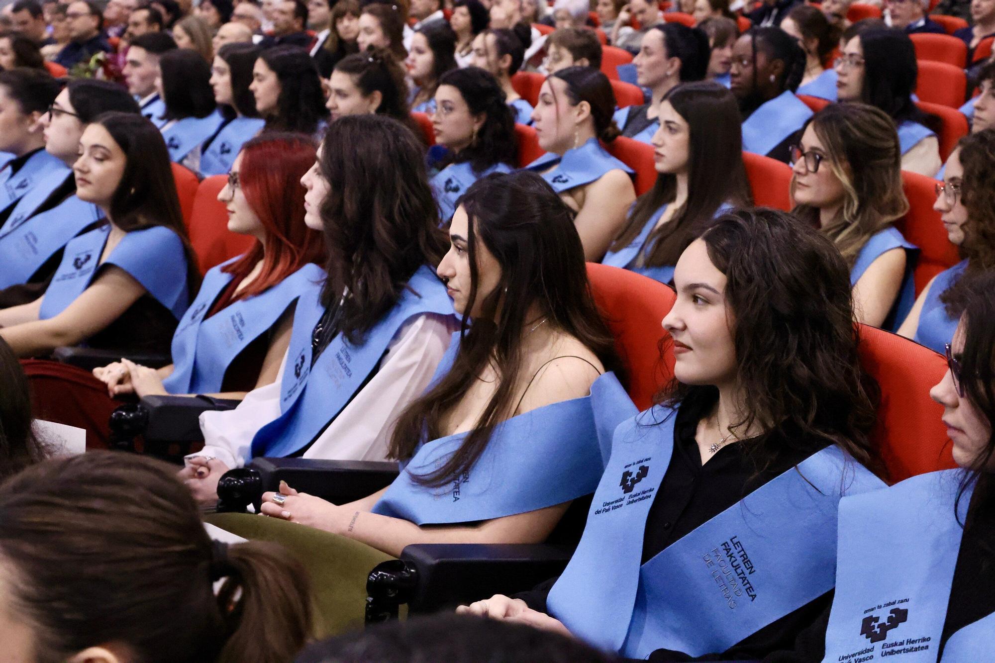 En imágenes: Graduación de alumnos de la Facultad de Letras