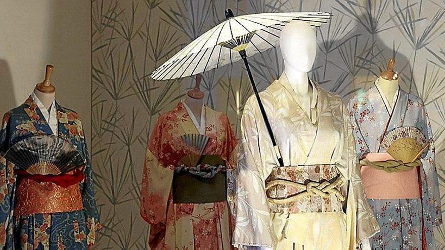 Pujar para vestir como Rigoletto o  Madama Butterfly