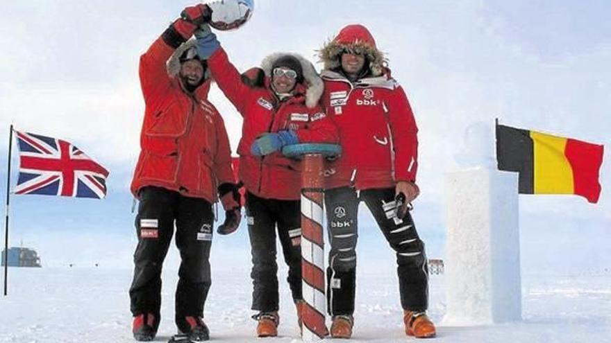 La expedición de Iñurrategi, Vallejo y Zabalza hace historia al cruzar de mar a mar la Antártida