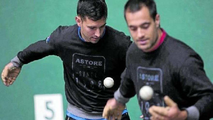 Combate entre titanes