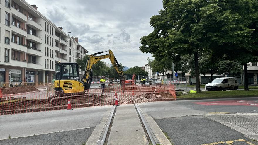 Aurrera doa Durango trenbidearen trazadura zaharra berrurbanizatzeko lanetan