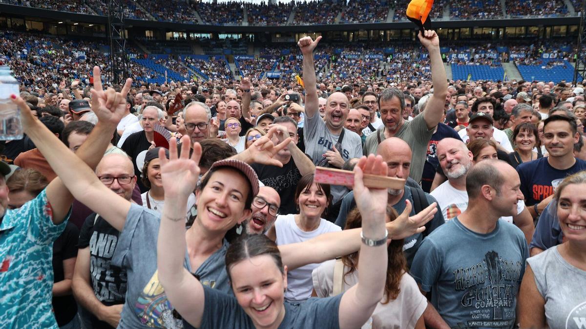 Un apasionado público disfruta del concierto