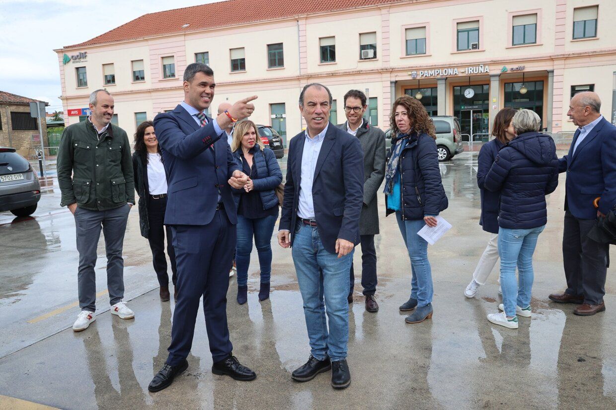 Javier García y Carlos García Adanero exponen las propuestas del PP sobre infraestructuras