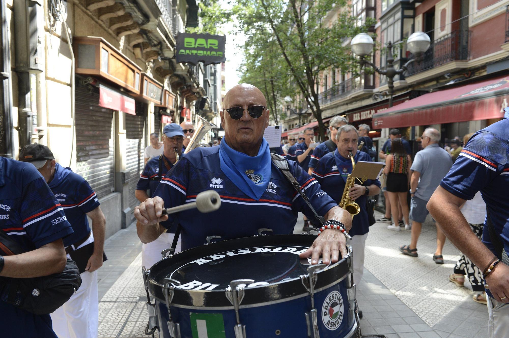 En imágenes: Fanfarria, potes y... mucha diversión en Aste Nagusia