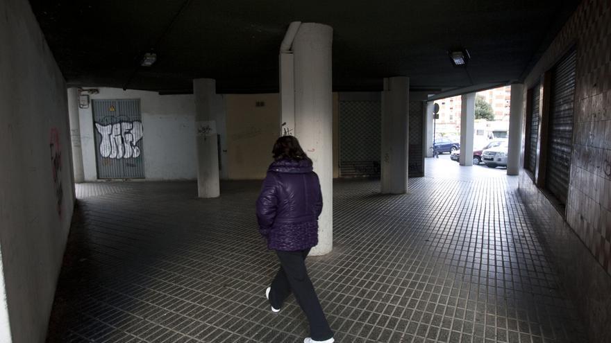 Detenido el autor de tres asaltos violentos a mayores en portales de Aranbizkarra